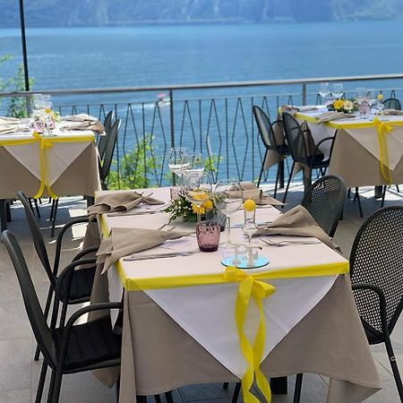 Hotel Alla Noce Limone sul Garda Bagian luar foto